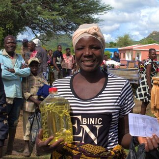 Distribution of commodity vouchers in the municipality of Chibia,  Huíla province, Angola. 